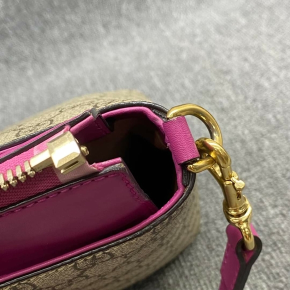100% Authentic Gucci Leather Satchel Bag - Picture 11 of 14